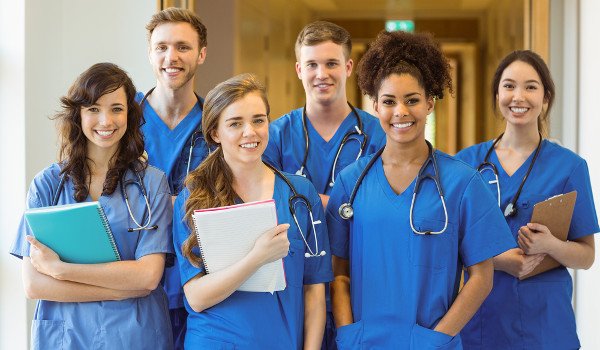 💰 Quanto Ganha um Enfermeiro em Moçambique em 2026?